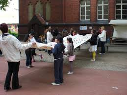 Gegen Kinderarmut E V Sos Kinderdorf Berlin Mabit Und James Kruss Grundschule