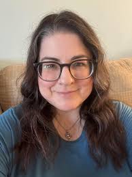 Can someone edit a photo to make me look thinner?