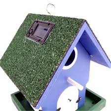 Sie gucken dir auch gerne beim malen zu oder lauschen wenn du deine lieblingsmusik mitsingst. Vogelhaus Bunt Nisthaus Futterhaus Mit Solar Led Beleuchtung Vogelfutterhaus Marabella S Shop