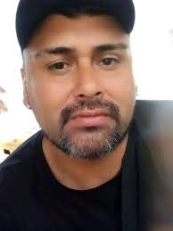 Erradicaron las carpas y despejaron el boulevard frente al sector de  Emergencias del Hospital Padilla A pedido del Ministerio de Salud Pública,  la Municipalidad podó los árboles sobre el Paseo de los