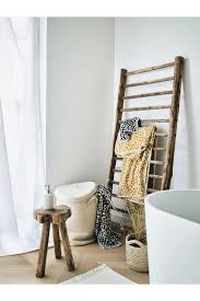 Kosz Na Pranie Z Pokrywka Naturalna Biel Home H M Pl Home Decor Home Interior Design