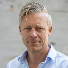 AOF: Tag folkeoplysningens samfundsopgave alvorligt