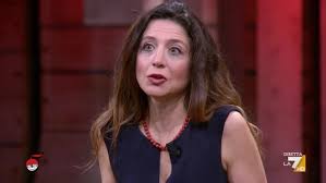 Follow in altre parole to never miss another show. La Biologa Barbara Gallavotti Ci Libereremo Del Virus Lo Ha Chiesto Nature A Oltre 100 Persone Specializzate