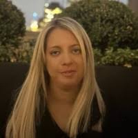 Emily Lindner's Instagram, Twitter & Facebook