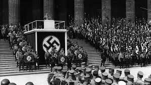 Nationalsozialisten denken, dass menschen von geburt an unterschiedlich viel wert sind. Der 1 Mai Und Die Nationalsozialisten Geschichte Dw 30 04 2013