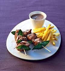 Brochettes D Entrecote Sauce Roquefort Recette Brochette Recette Brochette Recettes De Cuisine