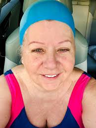 First time back in the lake today since last year, was an awesome morning  Breast cancer surgery 3 weeks ago and got the all clear and permission to  swim again YAY 700m