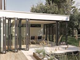 Glas Faltturen Schiebeturen Sl 80 Sl 81 Terrassen Balkon Haus Bilder Ideen Bauen Hersteller Www Solarlux De Hauswand Terrassendach Wintergarten