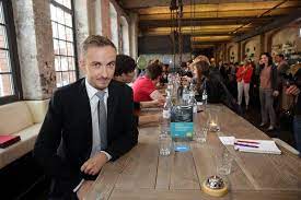 Jan böhmermann (born 23 february 1981) is a german satirist and television presenter. Comic S Task Get Young Germans To Log Off Tune In And Laugh Out Loud The New York Times