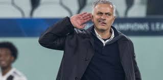 Жозе́ ма́риу душ са́нтуш моури́нью фе́лиш (порт. Futbol Zhoze Mourino Obyasnil Pochemu Zavershil Kareru Futbolista V 23 Goda