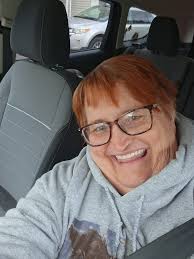 is there a photographer out there doing sessions with the grinch like this??