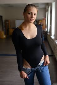 Harissa Berry - Free nude pics, galleries & more at Babepedia