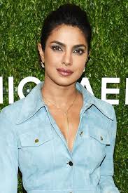 Priyanka Chopra Reveals The Key To Her Loving Relationship With Nick Jonas Purewow News Celebrity Relationships Priyanka Chopra Women Chopra