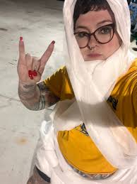 Waiting out the rain… what even is van nationals?