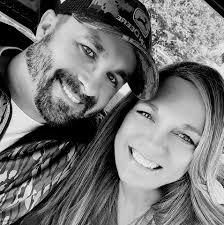 Free Community Clothing Closet Hours in Mt Sterling, IL