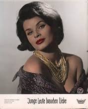 Junge Leute brauchen Liebe (1961)