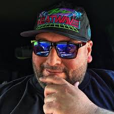 Props for @expoeventproductions for giving me & my sis @theonlylatinaninja  tickets for tonight's @bootsinthepark concert with @blakeshelton it was  amazing! Can't wait for tomorrow night! The fun goes on! Let's go!  🎉📻🔊🎶🤠😎🙌🤘🤟👍💯