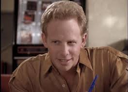 La nature de l'éducation" remporte le pire épisode de Kelly ! Round 8 : Le  pire épisode de Steve