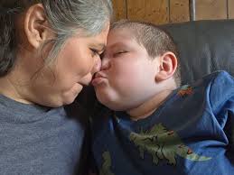 I am in need of someone to pick up my kids from my house and drop them off  at school and baby to day care and would need help watching them on