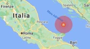Il terremoto è stato avvertito in campania, nel nord della puglia, in abruzzo e anche a roma. Uxzvsrjr5uurkm