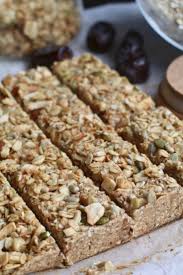 No Bake Appel Kaneel Repen Zelf Maken Ontdek Het Recept Op Beaufood Nl Gezonde Tussendoortjes G Gezonde Snacks Recepten Gezonde Mueslirepen Gezonde Snacks