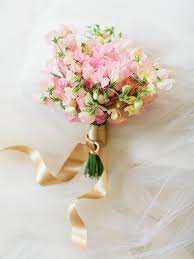 8 Ways To Use Sweet Peas At Your Wedding Flower Bouquet Wedding Sweet Pea Wedding Flowers Winter Wedding Flowers