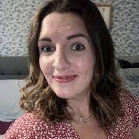 Danielle Dewsnip's Instagram, Twitter & Facebook