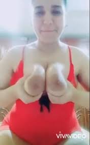 البوم نودز وفديوهات بنوتة مصرية بيضا زي القشطة وكيوت اوي تعرض نودز بزازها  لحبيبها في كذا فيديو - سكس الظلام