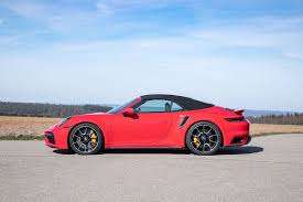 The combination of traditional design elements and groundbreaking technology. Porsche 911 Turbo S Lufthoheit Im Lastenheft