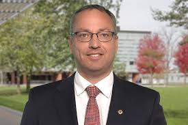 Introducing the University of Ontario Institute of Technology's fourth  President and Vice-Chancellor