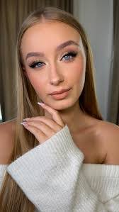 Jessica Gessler's Instagram, Twitter & Facebook