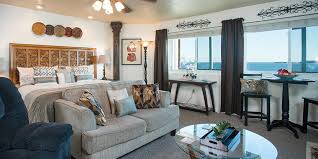 Long admired for its natural beauty and abundant supply of seafood, it is a tranquil village, rich with the almost forgotten history of old florida. Cedar Key Harbour Master Suites Cedar Key Florida Lodging
