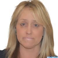 Stacy Kline's Instagram, Twitter & Facebook