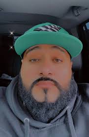 Julio Cintron's Instagram, Twitter & Facebook