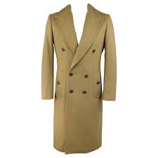 It's designed without hardware and is fastened with a wide belt. Men S Michael Kors 40 Tan Camel Wool Blend Double Breasted Peak Lapel Coat At 1stdibs