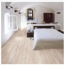 Light wood flooring comes in variety of shades, and materials, ensuring there is a combination to match your style. Mumble Light Oak Wood Effect 1225x200 Tiles Trakakel Golvplattor Inredning Foaje