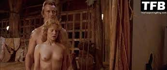Jennifer Jason Leigh Nude (7 Pics) | TheFappening