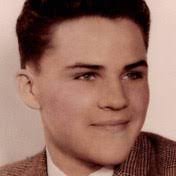 Mark Lenhardt's Instagram, Twitter & Facebook