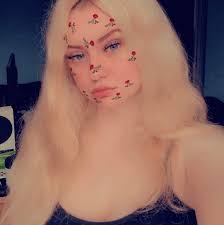 Hi guys, this is my rabbit Ruby and I got her in June but I have no idea  what breed she is. She's much bigger than my other rabbits, she has very