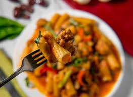 She was a housewife from naples, italy who was known for some of the best dishes in town. Cremige Italienische Pesto Penne Pasta Mit Gegrilltem Hahnchen Lizenzfreie Fotos Bilder Und Stock Fotografie Image 99624064