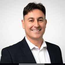 Gary Steadman's Instagram, Twitter & Facebook