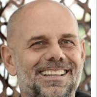 40+ perfiles de «Stephen Colombo»