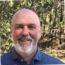 Robert Mauri's Instagram, Twitter & Facebook