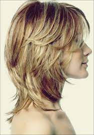 25 Uberlagert Frisuren Mit Mittlerer Lange Frisur Ideen Schulterlange Haare Frisuren Shag Haarschnitt Haarschnitt