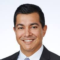 Luis Peralta's Instagram, Twitter & Facebook