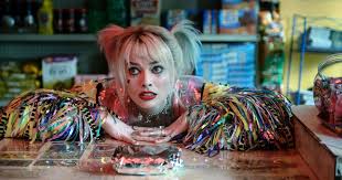 Есть старший брат — лахлен, младший брат — кэмерон и старшая сестра — аня. Margot Robbie Didn T Know Harley Quinn Dies In Snyder Cut