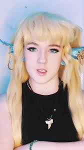 Oci Modre Kot Ocean Btw Pero Martic