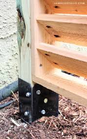 A Diy Tutorial To Build An Ac Screen Fence Panel Using Simpson Strong Tie Ez Spikes Hide That Unsightly Ac Unit With A Louvered Diy Ac Diy Fence Fence Design