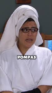 Con el corazón roto, Cristóbal visita a Aldonza y le pide que se alejen en  lo que ambos se acostumbran a la idea de ser medios hermanos y tratan de  superar el