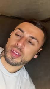 Vanessa turn off the light!!!!!! #vanessa #turnoffhtelight #lazy #tire...